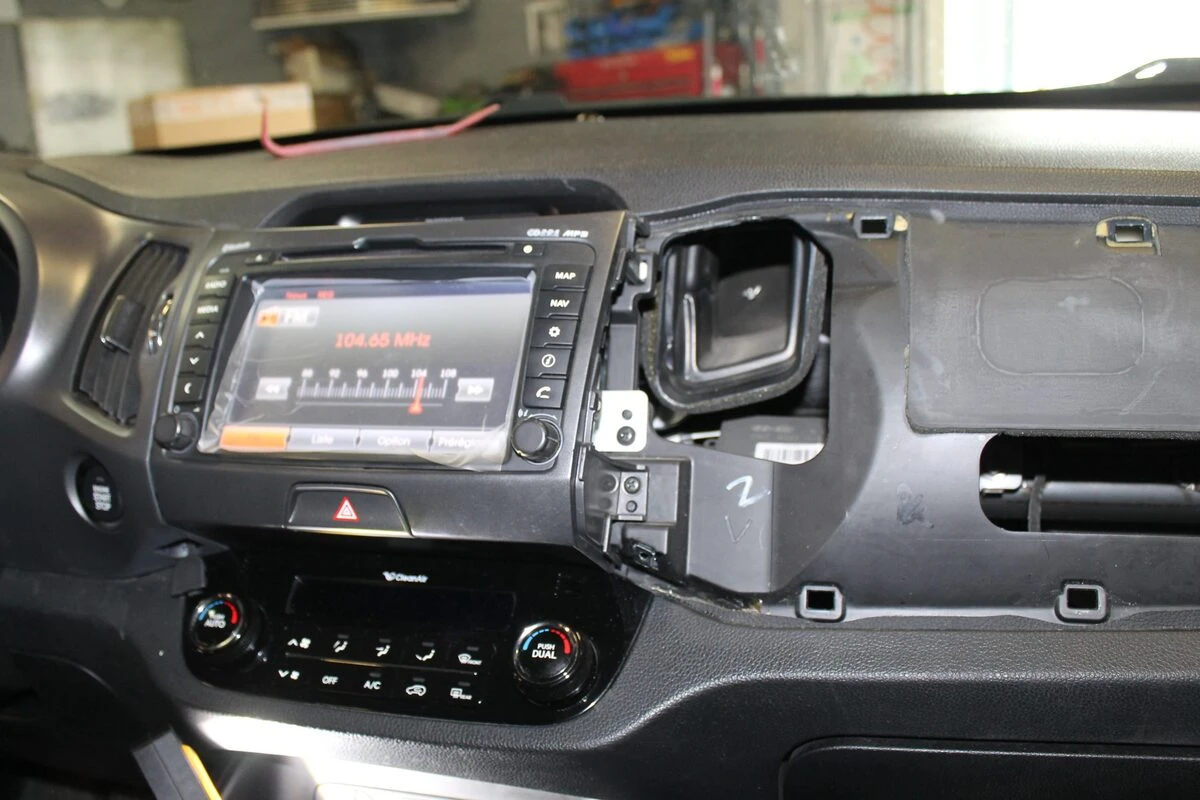 Kia Sportage : remplacement de la dalle tactile