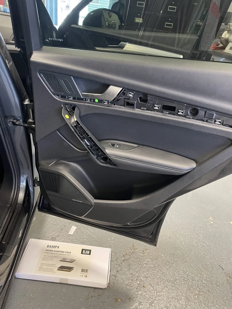 Audi Q5 2024 Bang & Olufsen : BLAM, ESX et Rockford Fosgate
