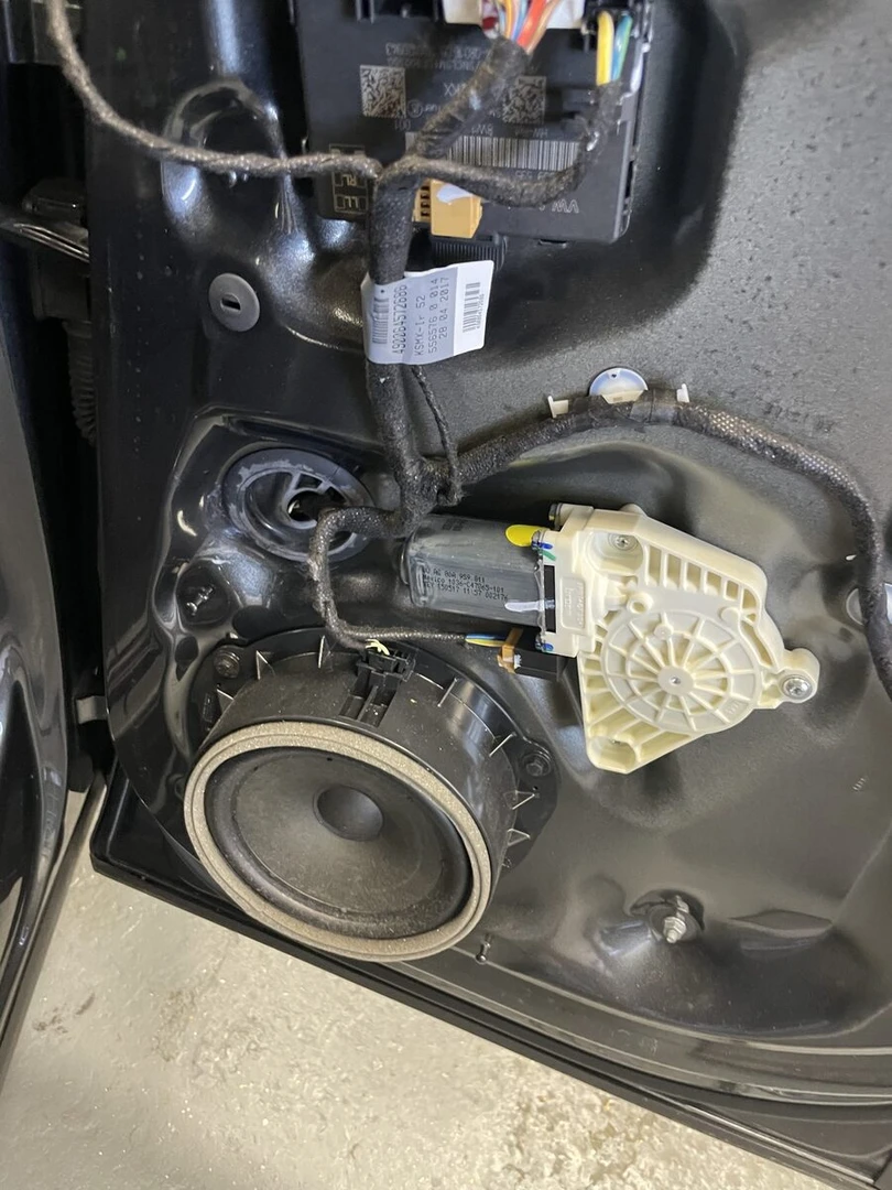 Audi Q5 2024 Bang & Olufsen : BLAM, ESX et Rockford Fosgate