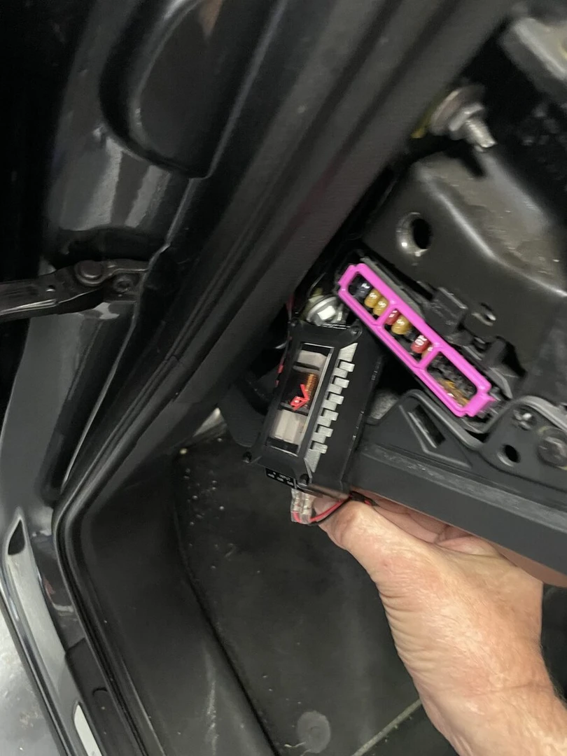 Audi Q5 2024 Bang & Olufsen : BLAM, ESX et Rockford Fosgate