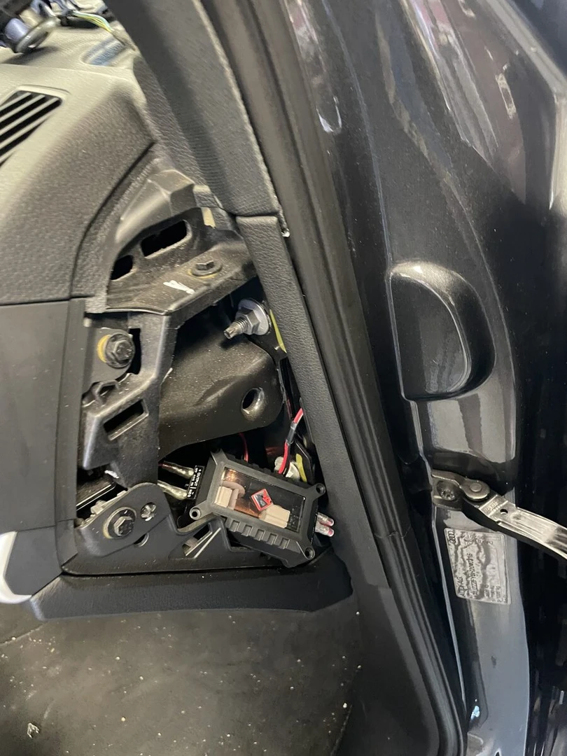 Audi Q5 2024 Bang & Olufsen : BLAM, ESX et Rockford Fosgate