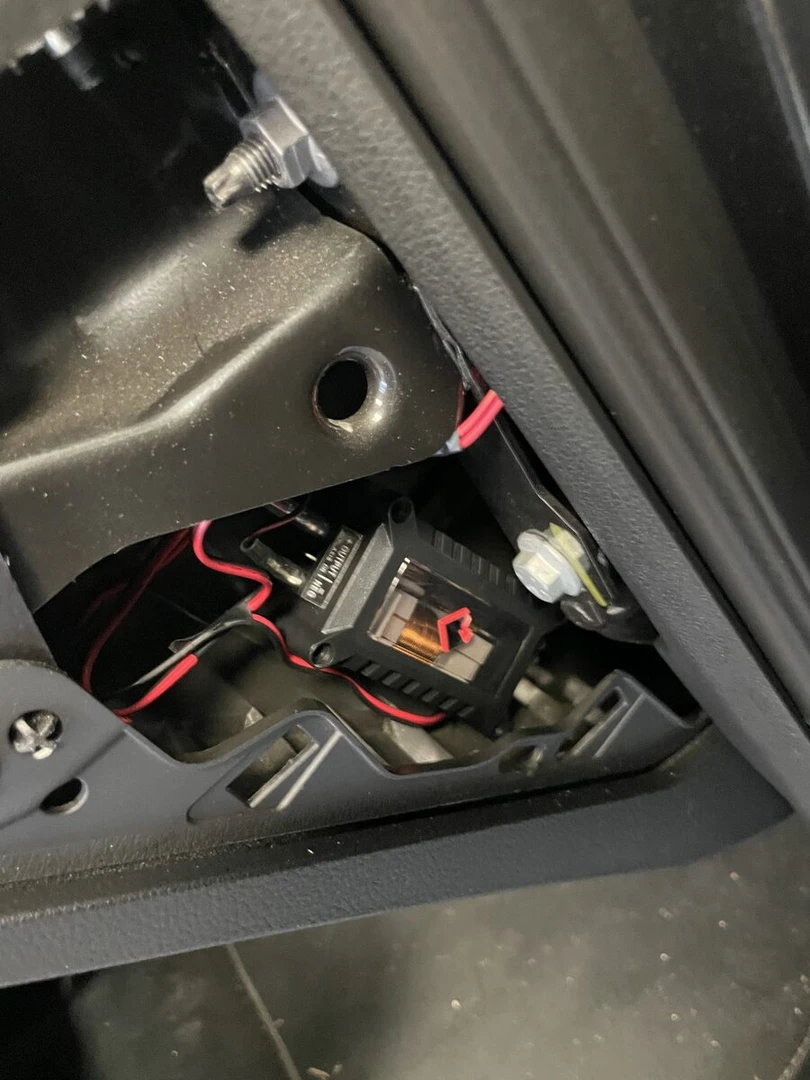 Audi Q5 2024 Bang & Olufsen : BLAM, ESX et Rockford Fosgate