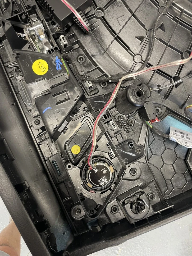 Audi Q5 2024 Bang & Olufsen : BLAM, ESX et Rockford Fosgate