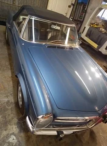 Mercedes 230 SL Pagode : remplacement de la capote