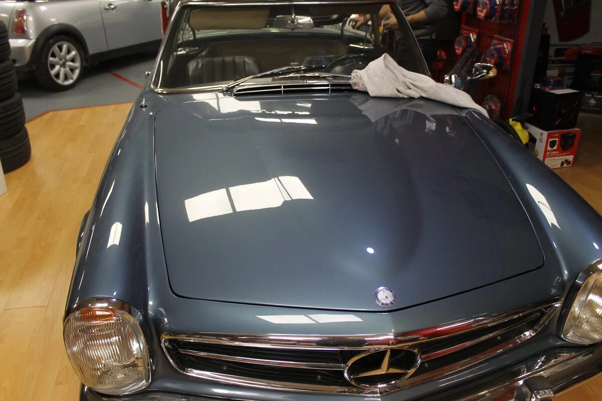 Mercedes 230 SL Pagode : remplacement de la capote