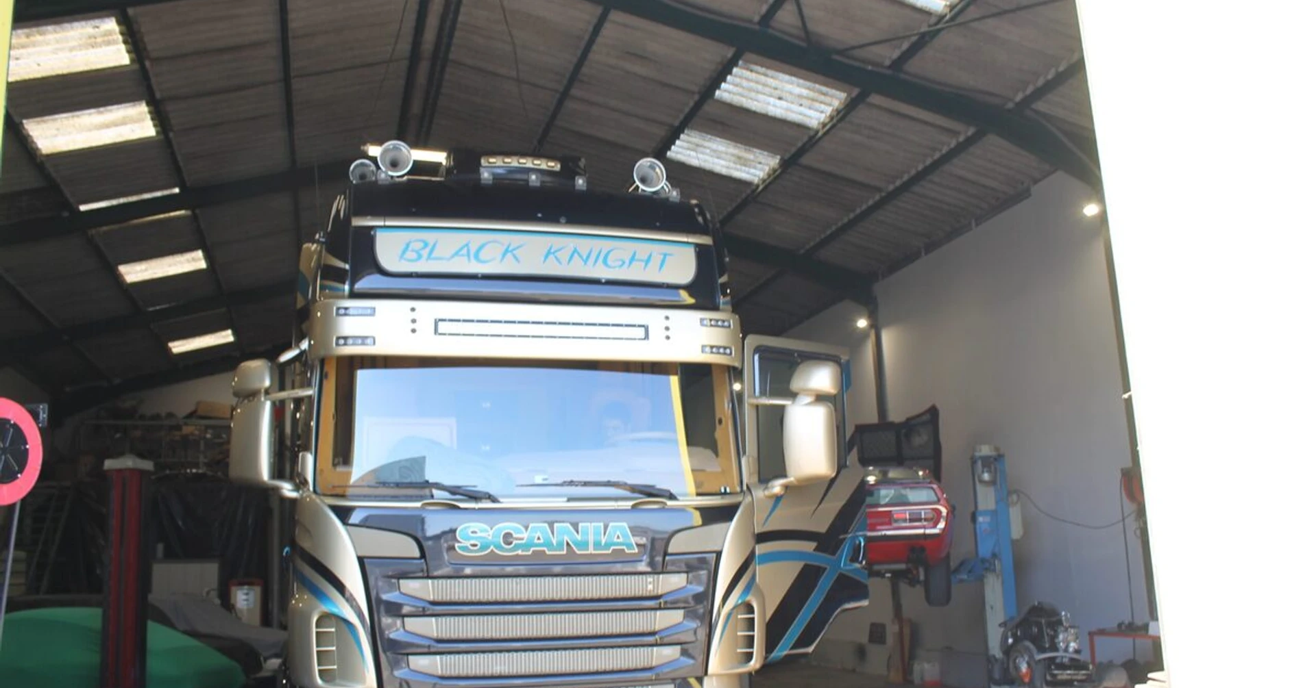 Scania R730 : sono BLAM et Kenwood DNX5190DABS
