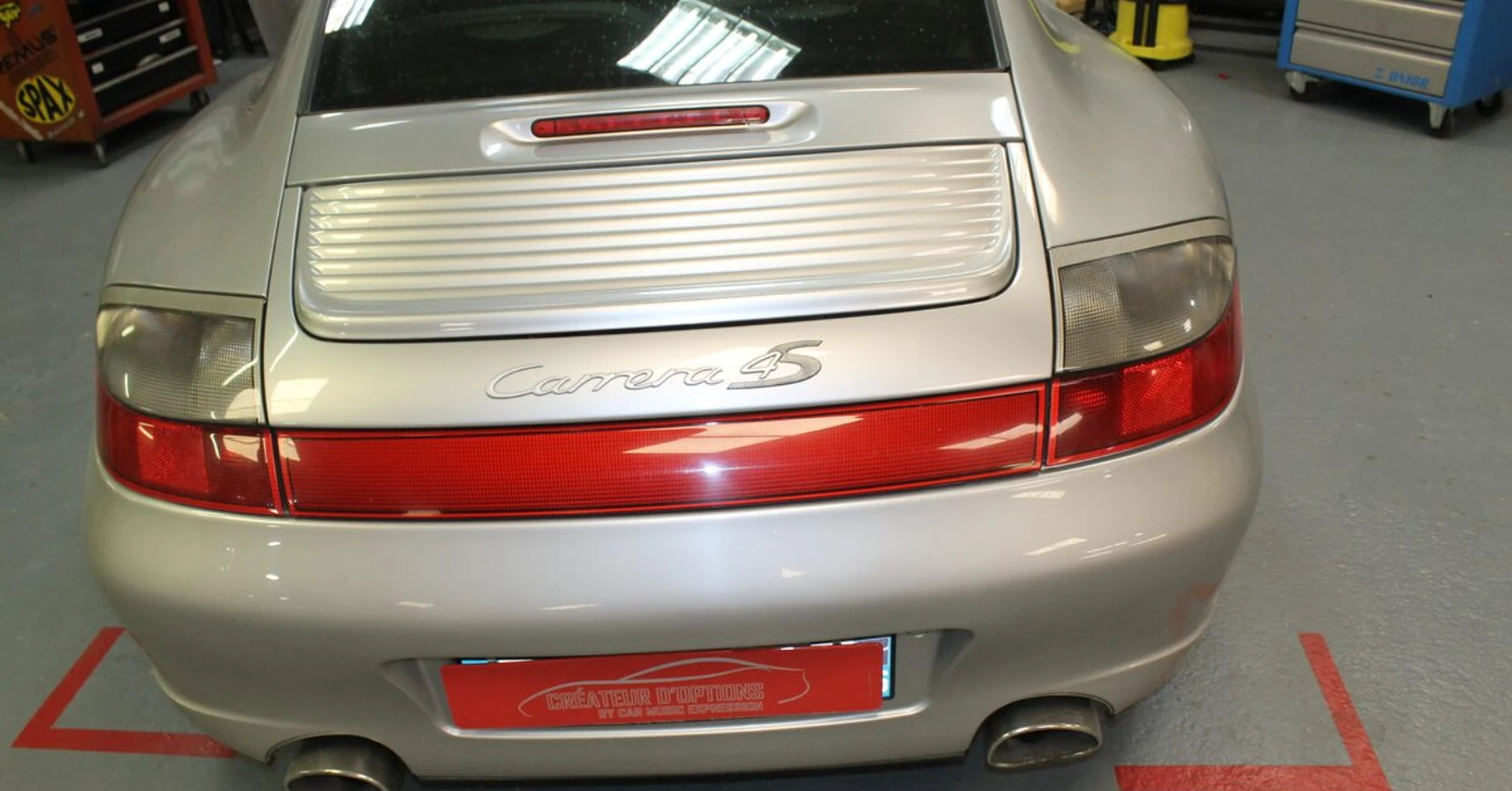 Porsche 996 4S : Kenwood, CarPlay, caméra et radar avant