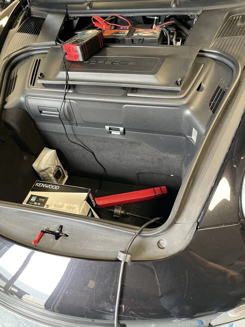 Porsche 997 : Kenwood DNX5190DABS, CarPlay et Android Auto