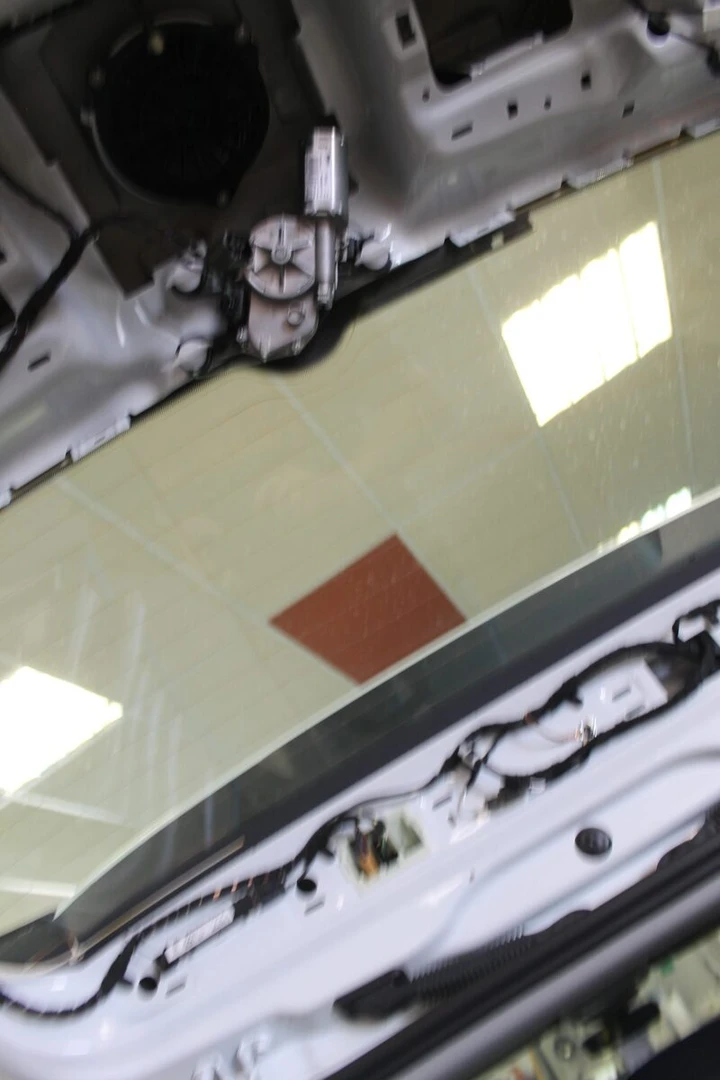 Golf 8 2024 : caméra de recul dans le logo et codage 5F