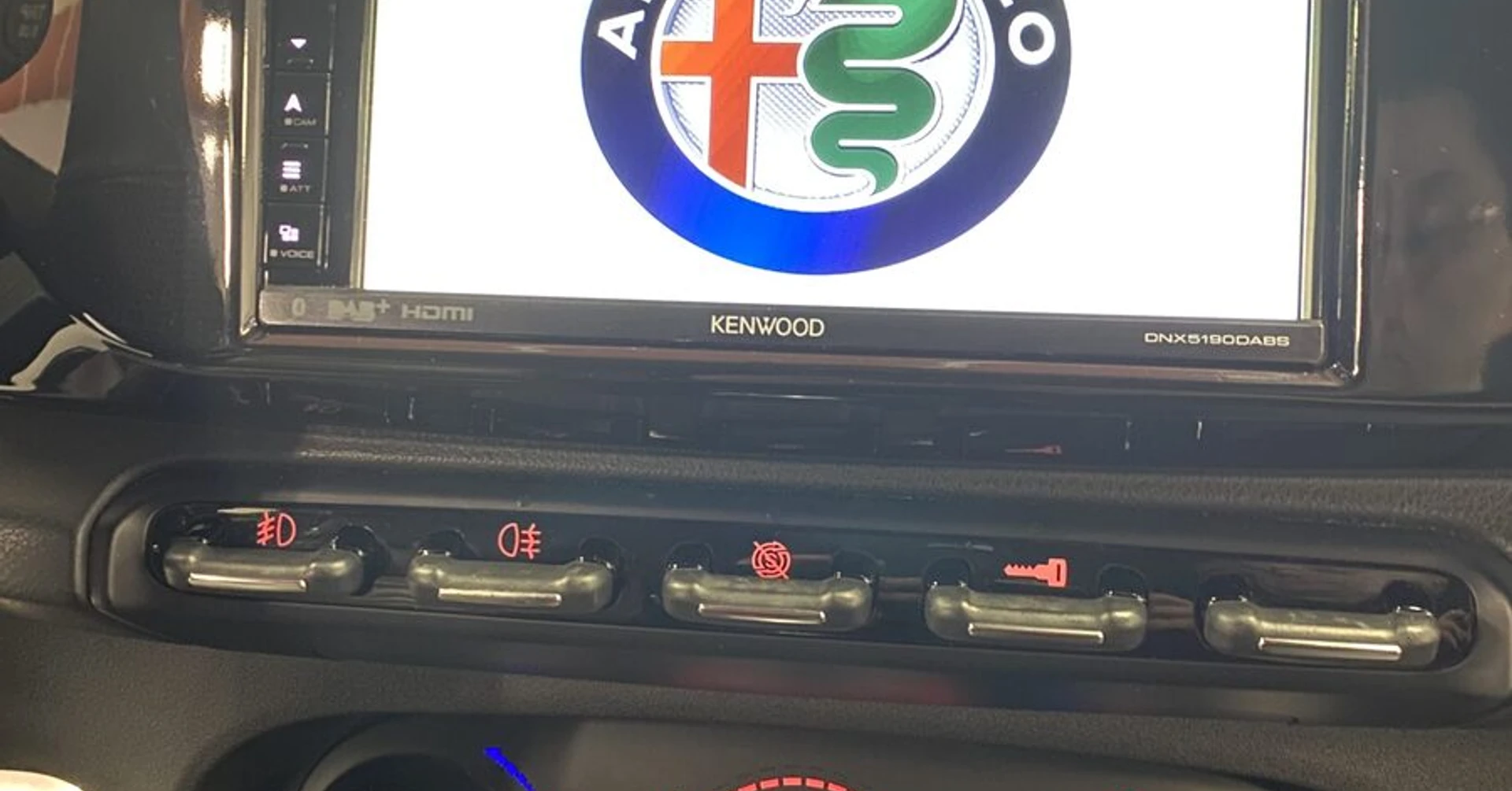 Alfa Romeo Giulietta : Kenwood CarPlay et Android Auto