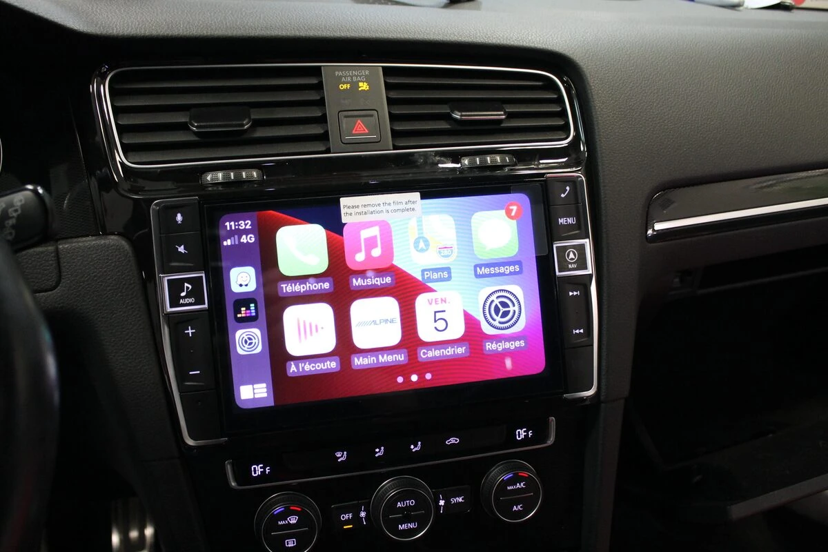 Volkswagen Golf 7 GTI : écran Alpine X901D-G7 avec CarPlay et caméra