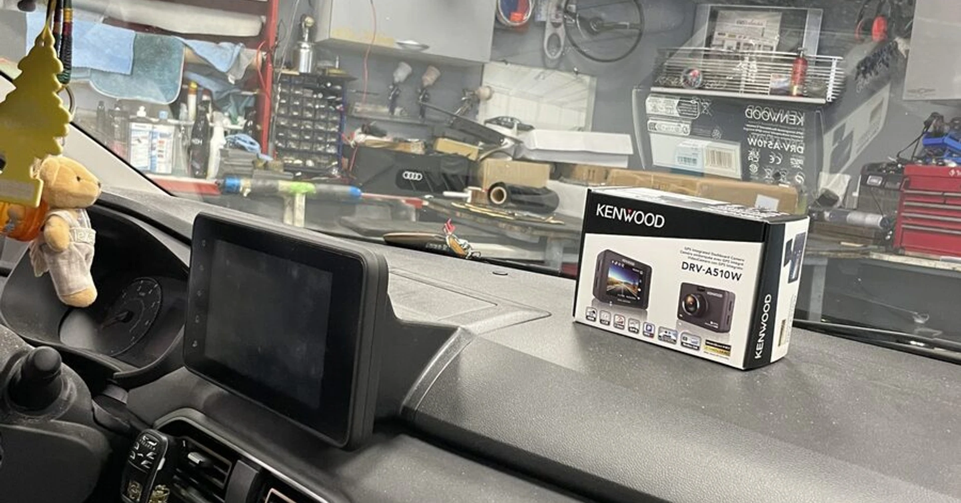 Dashcam Kenwood avant/arrière sur Dacia Sandero 2025