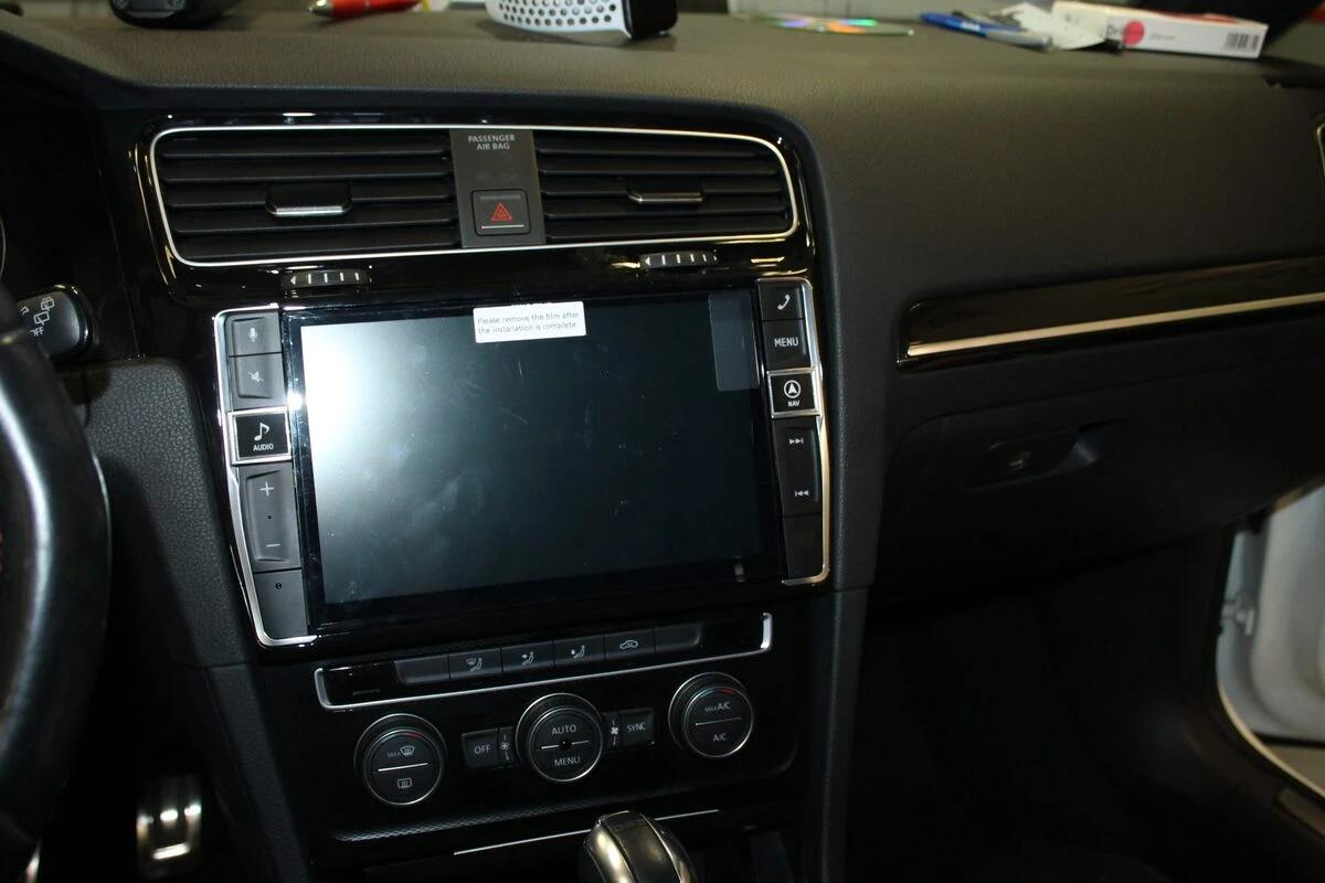 Volkswagen Golf 7 GTI : écran Alpine X901D-G7 avec CarPlay et caméra