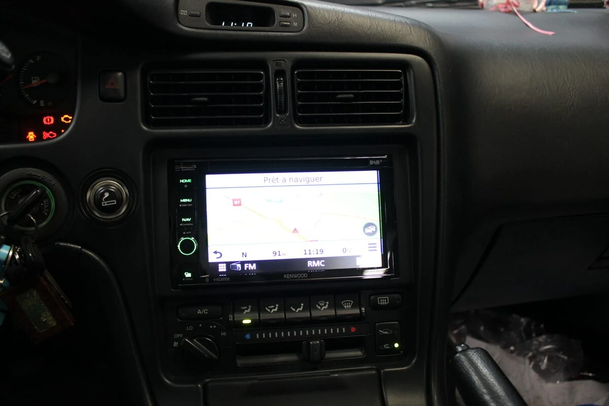Toyota MR2 : GPS Kenwood DNX419DABS avec CarPlay et Android Auto