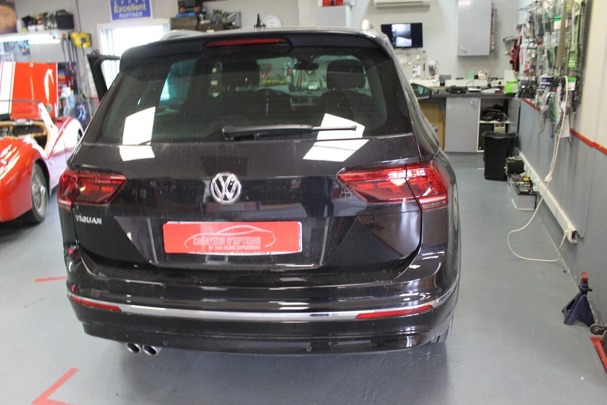 Volkswagen Tiguan 2020 : ampli BLAM, caisson ESX et tweeters Rockford Fosgate