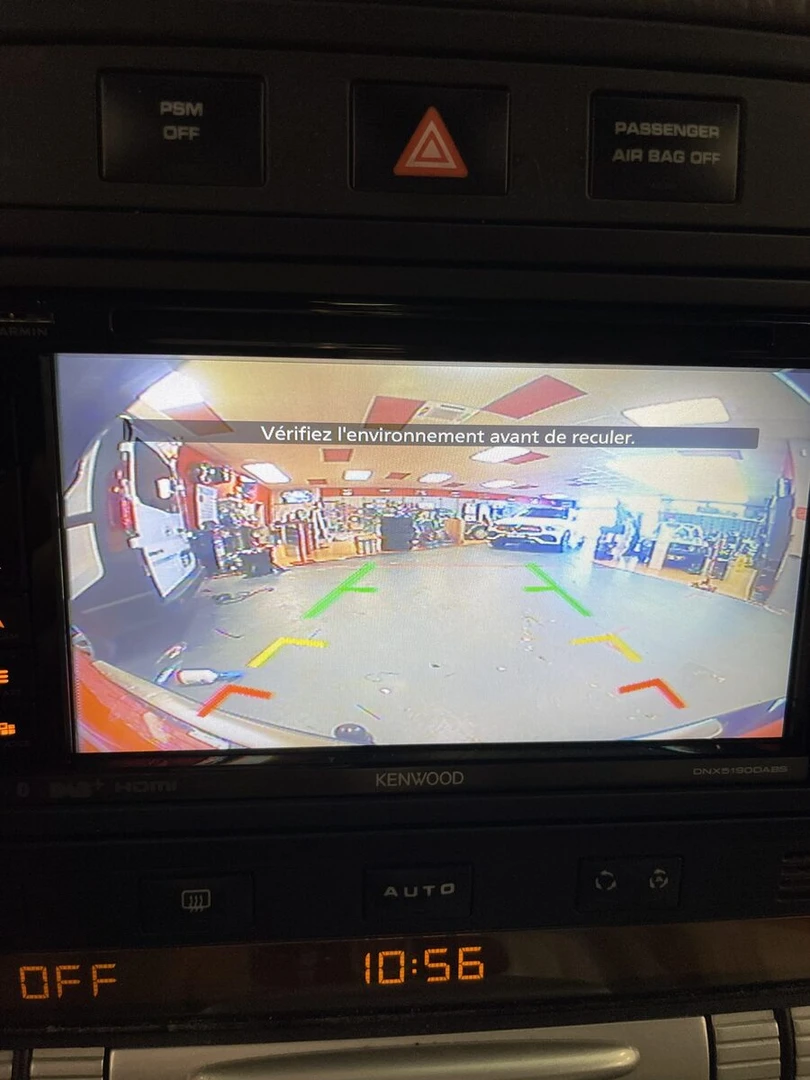 Porsche Cayenne S : autoradio Kenwood CarPlay et caméra de recul