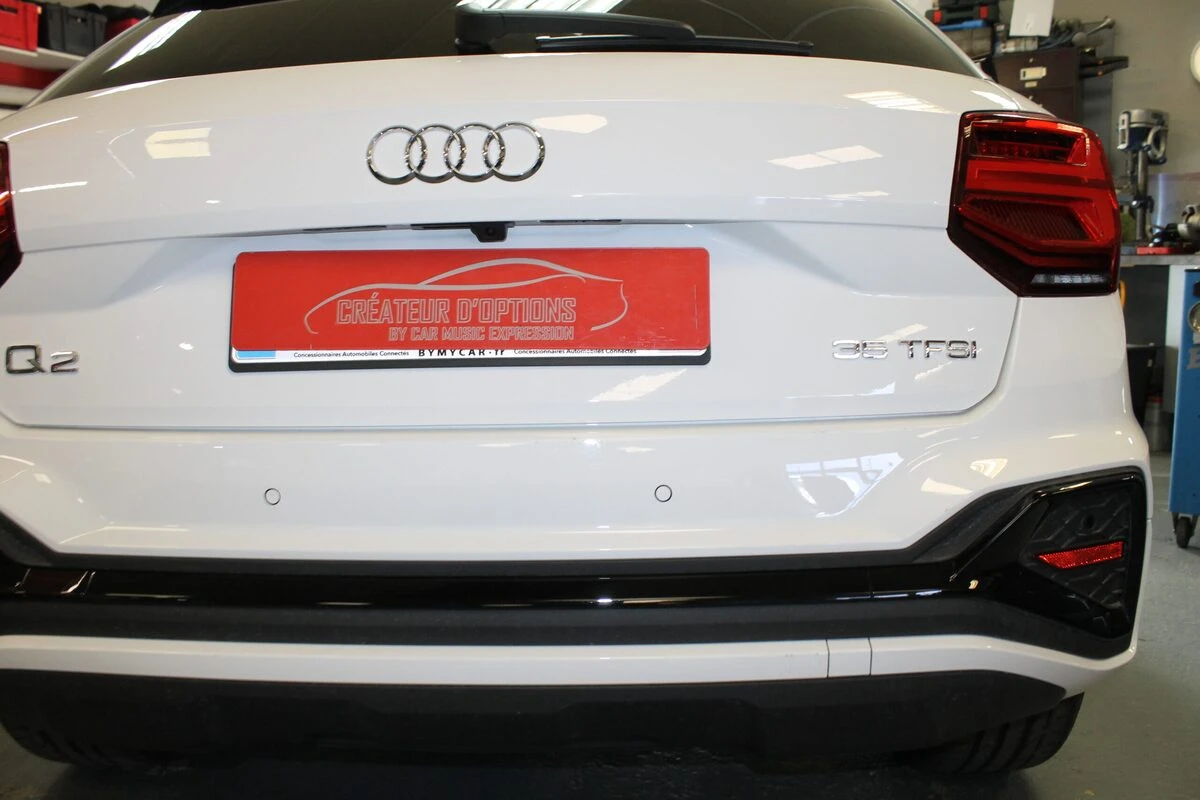 Audi Q2 2021 : caméra de recul et codage MMI