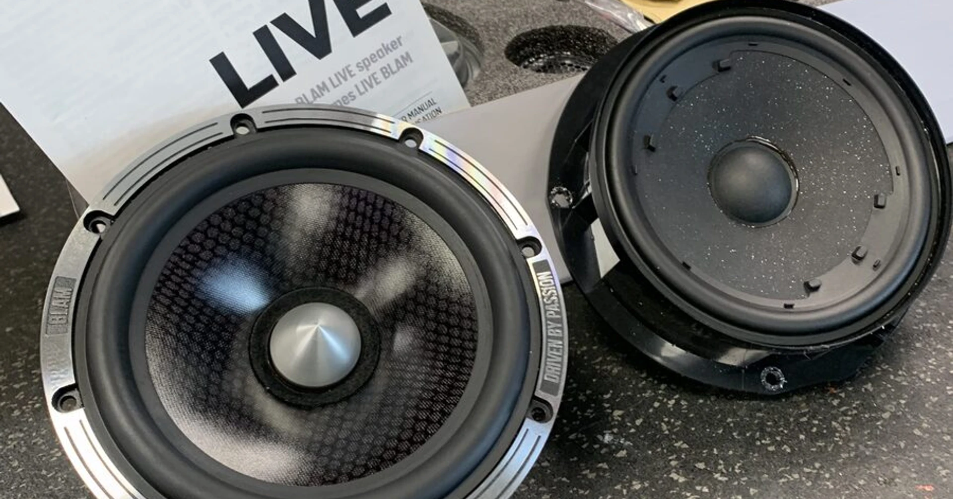 Golf 8 : BLAM L165P, ampli DSP RA704 et caisson ESX
