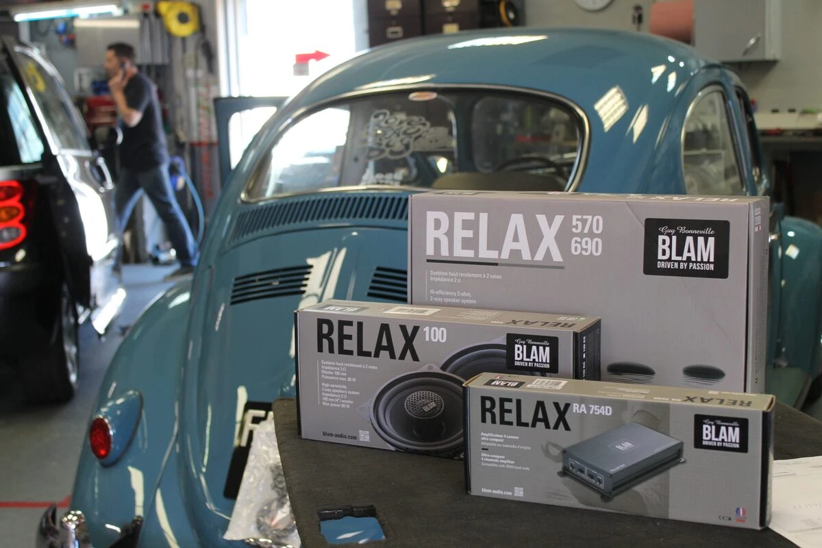 Coccinelle 1961 : sonorisation BLAM Relax et Bluetooth