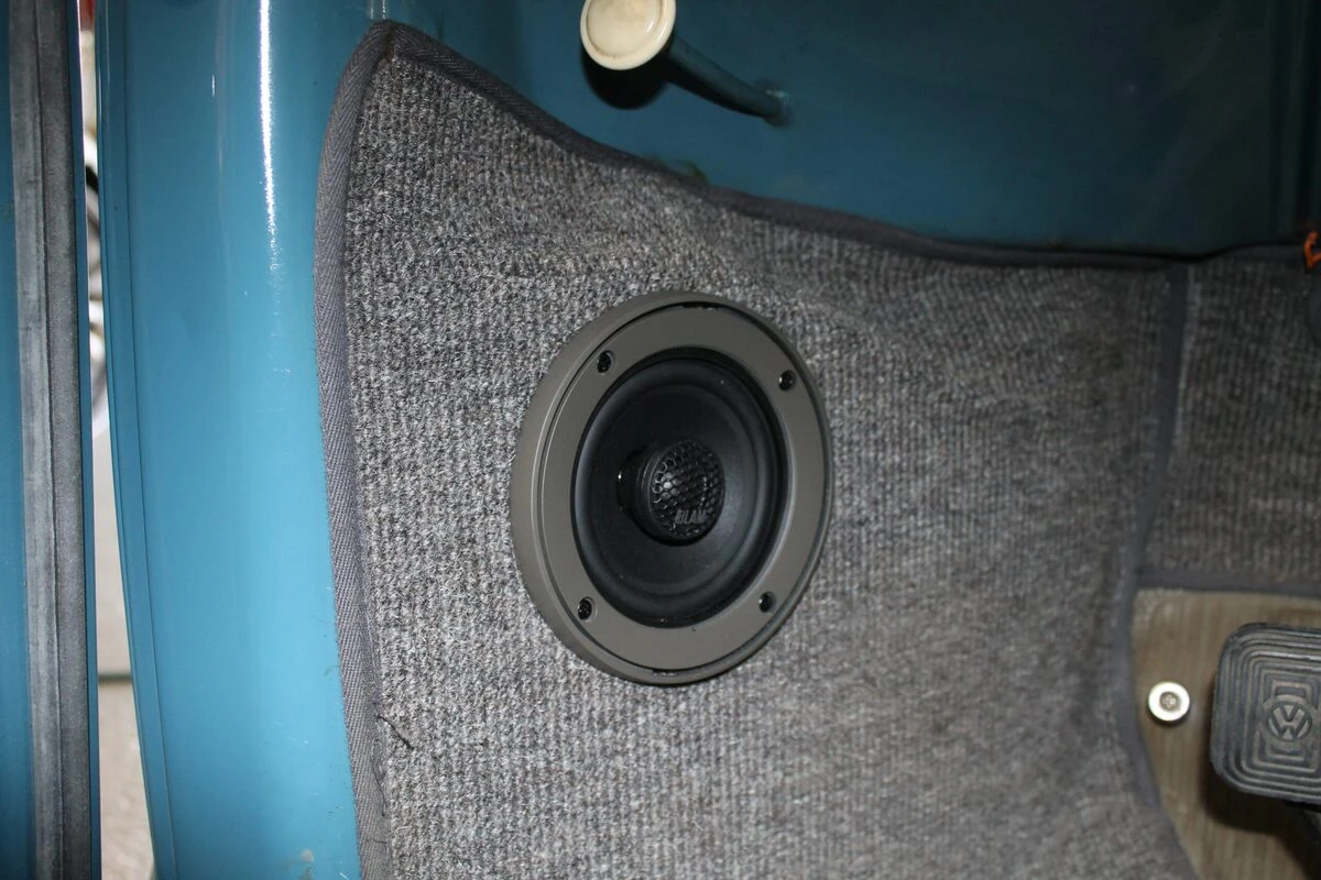 Coccinelle 1961 : sonorisation BLAM Relax et Bluetooth