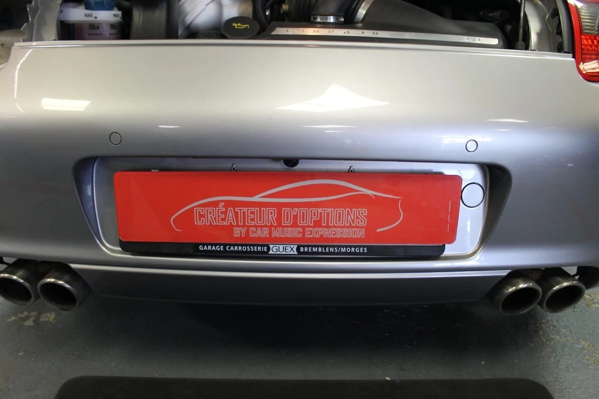 Porsche 997 Carrera S : autoradio GPS Kenwood DNX419DAB et caméra de recul