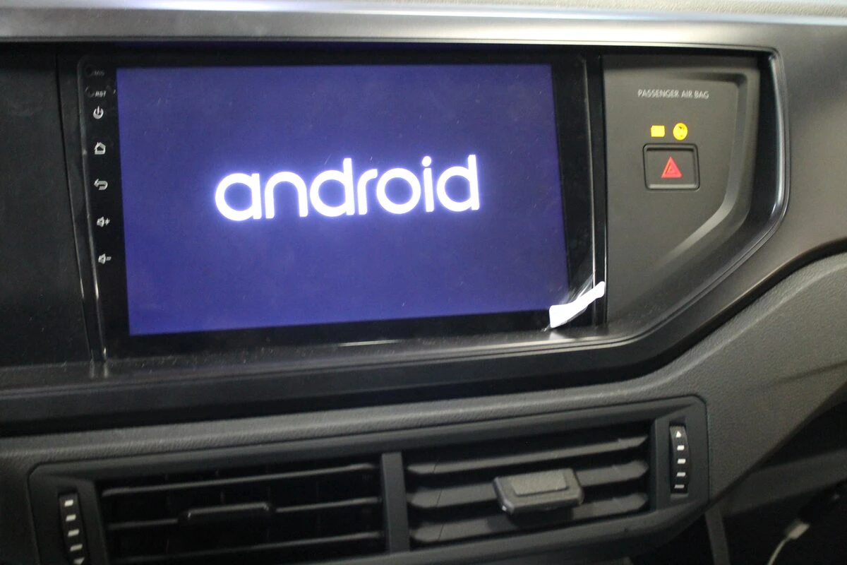 Volkswagen Polo 2019 : autoradio Android avec Apple CarPlay