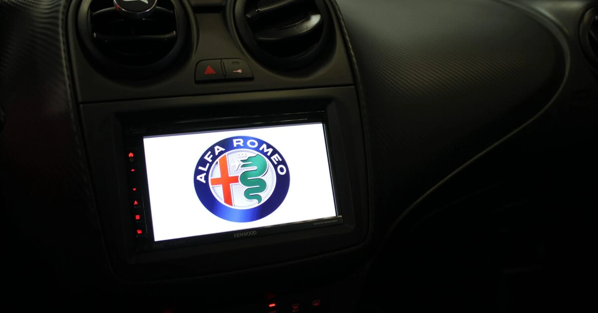 Autoradio GPS Kenwood DNX5190DABS sur Alfa Romeo MiTo