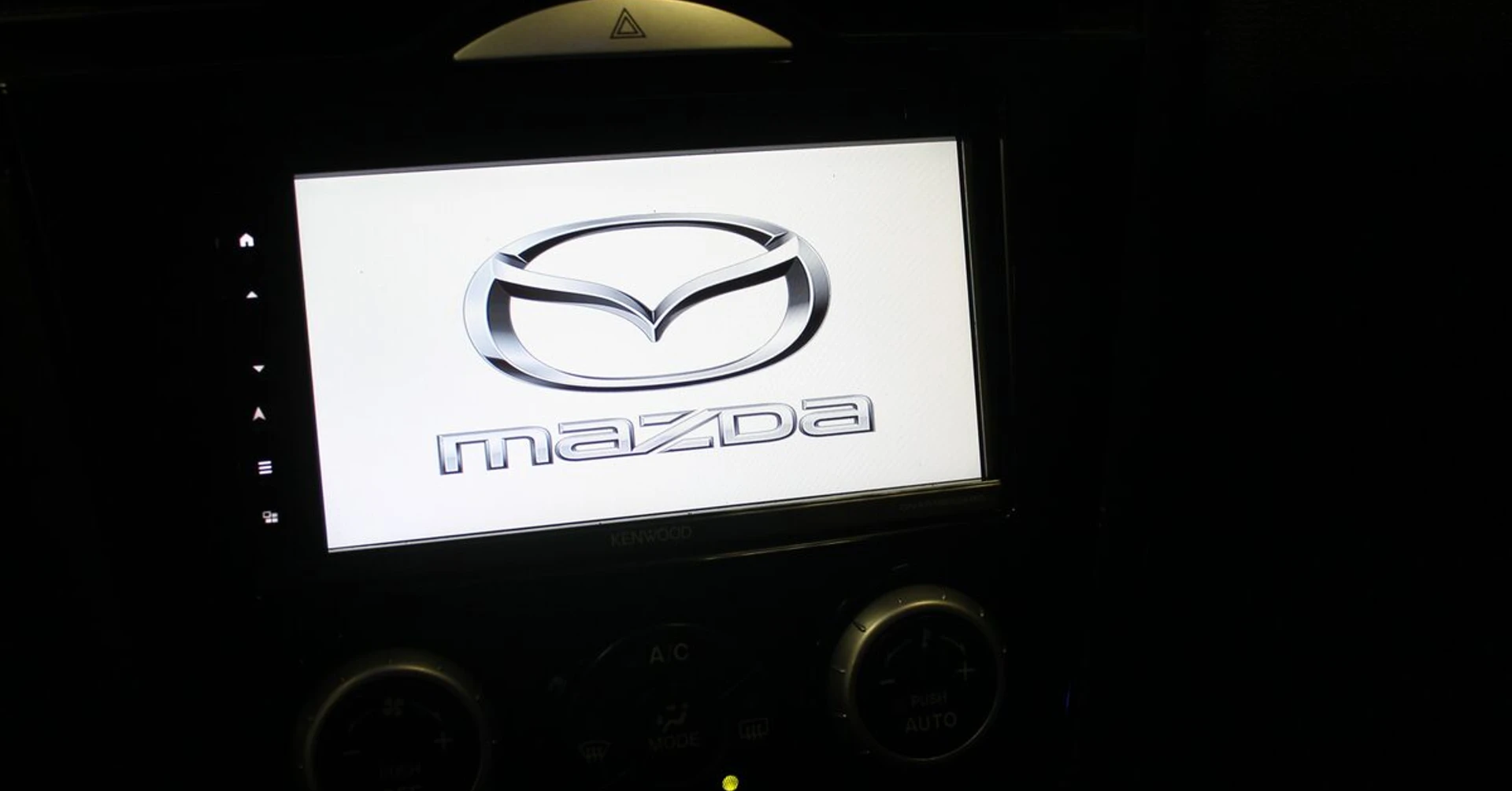 Mazda RX-8 : autoradio GPS Kenwood DNX5190DABS