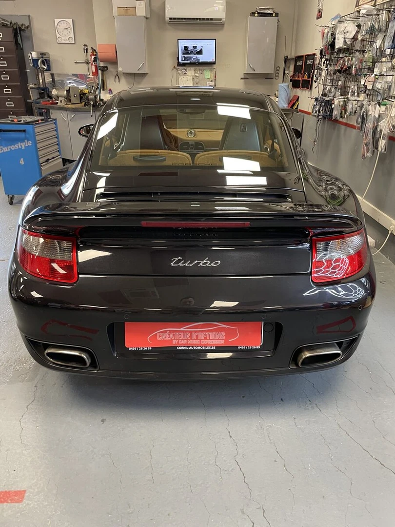 Porsche 997 Turbo : Kenwood DNX5190DABS et bouton de clim remplacé