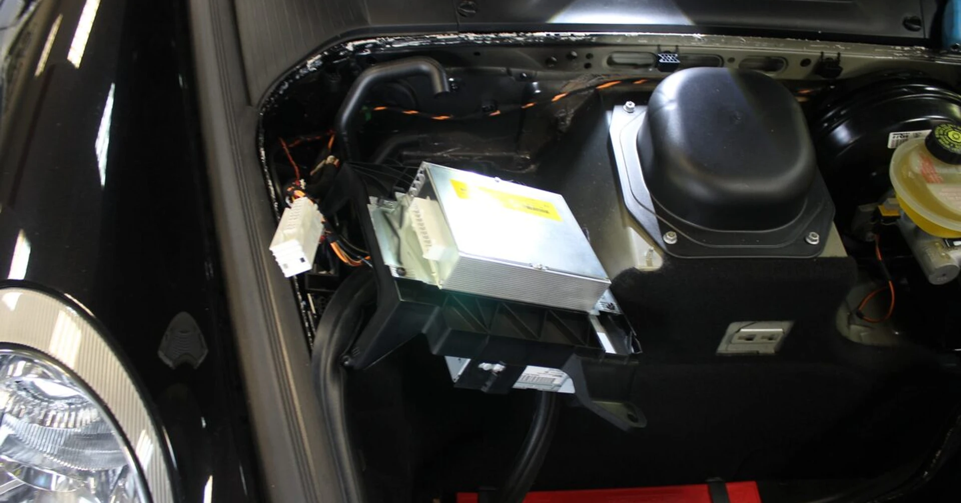 Réparation amplificateur ASK Porsche 911