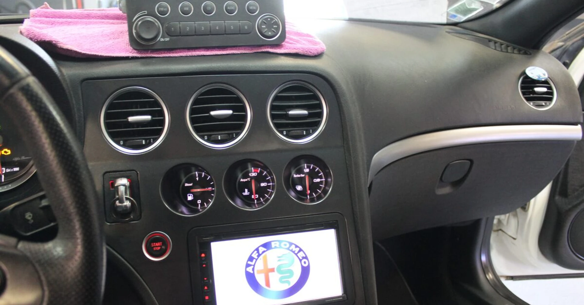 Kenwood DNX5190DABS et caméra de recul sur Alfa 159