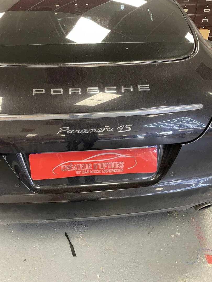 Porsche Macan : CarPlay et Android Auto sur l'écran d'origine