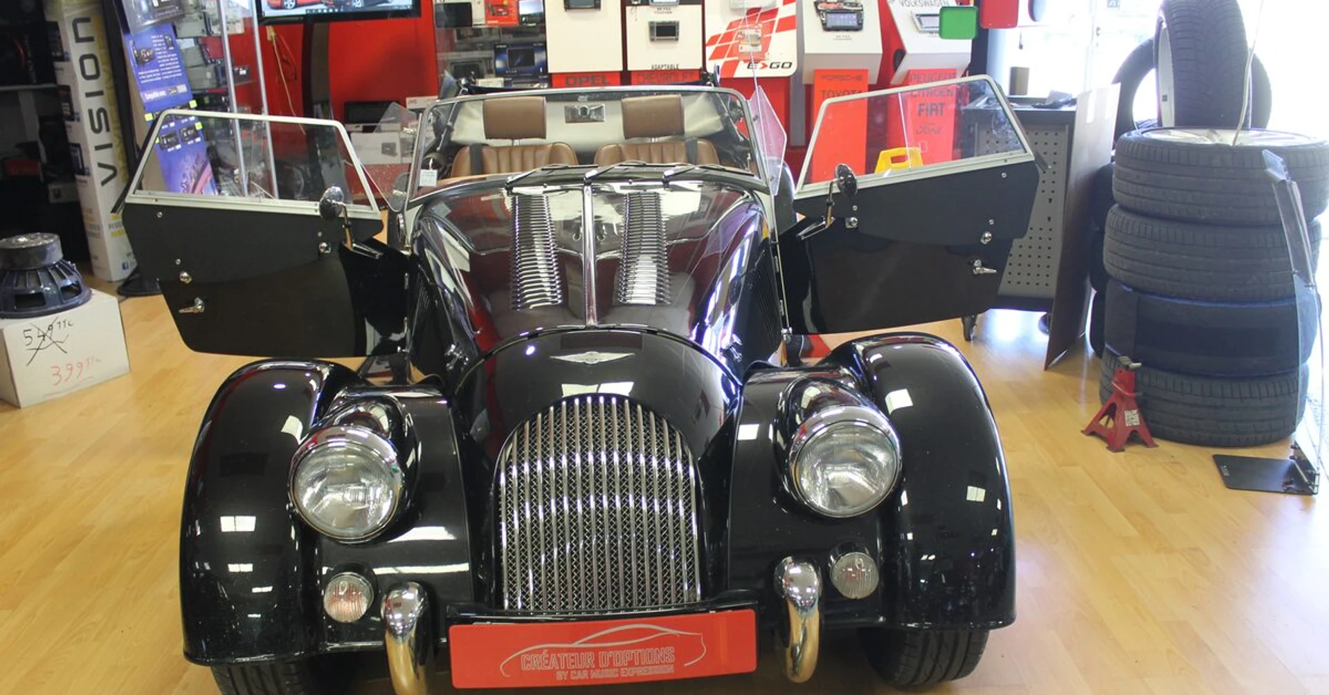 Morgan : autoradio Blaupunkt et kit 2 voies BLAM 100RS
