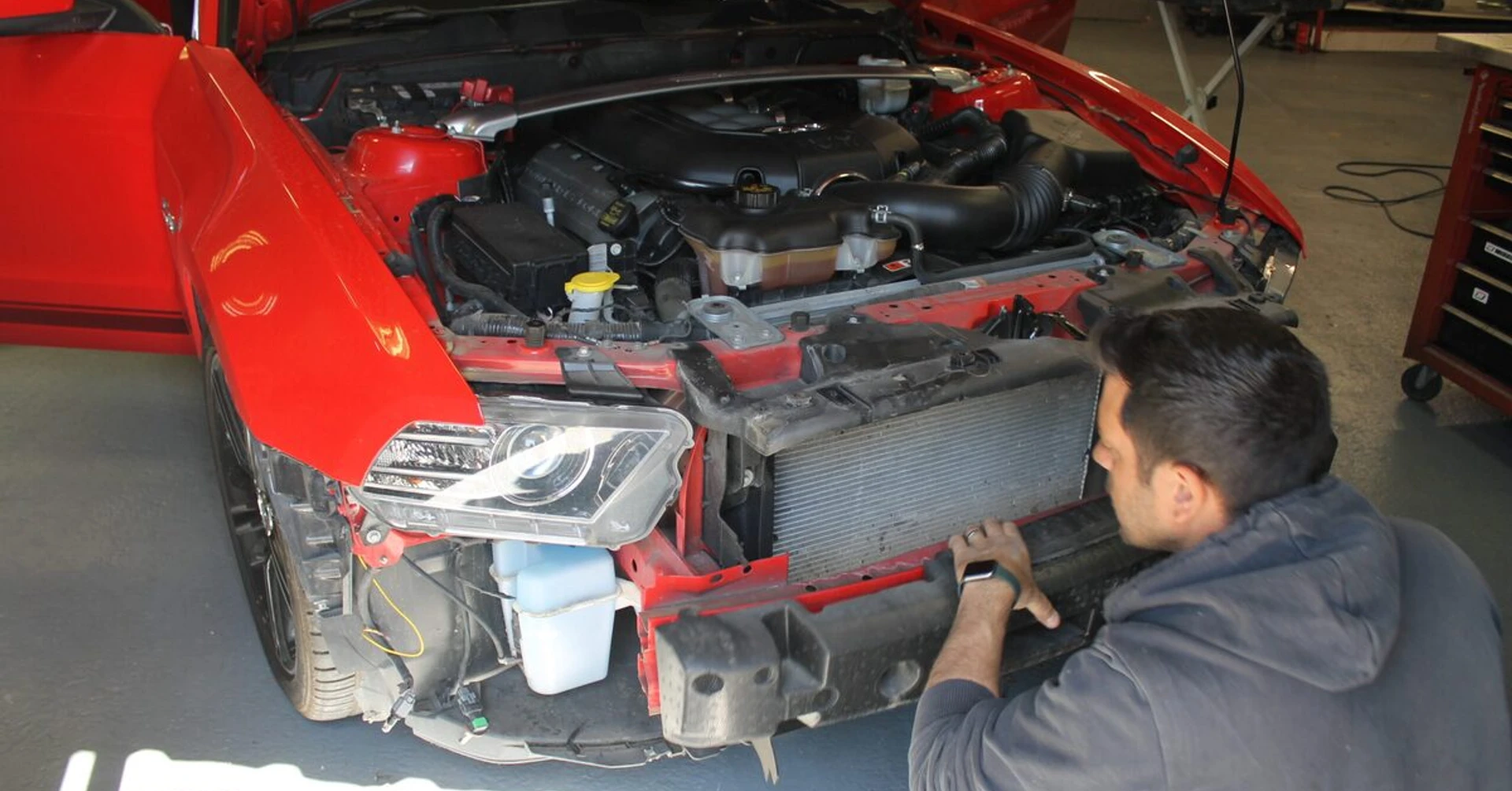 Radars de recul avant et arrière sur Ford Mustang 2015