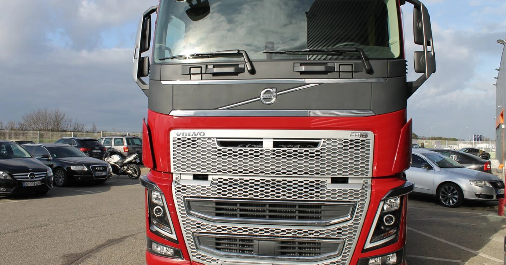 Sono BLAM et Rockford Fosgate sur camion Volvo FH 2018
