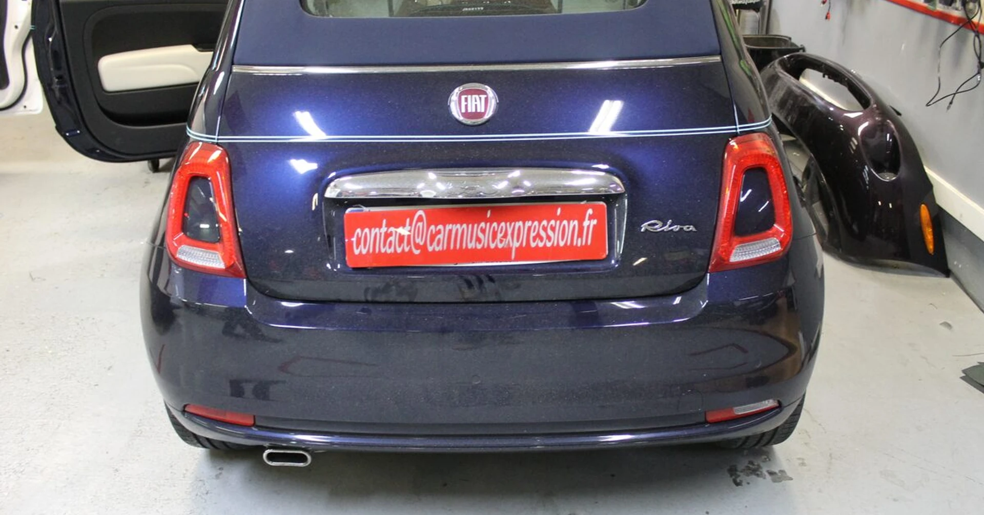 Fiat 500 Riva : caisson sous siège et BLAM 130RS