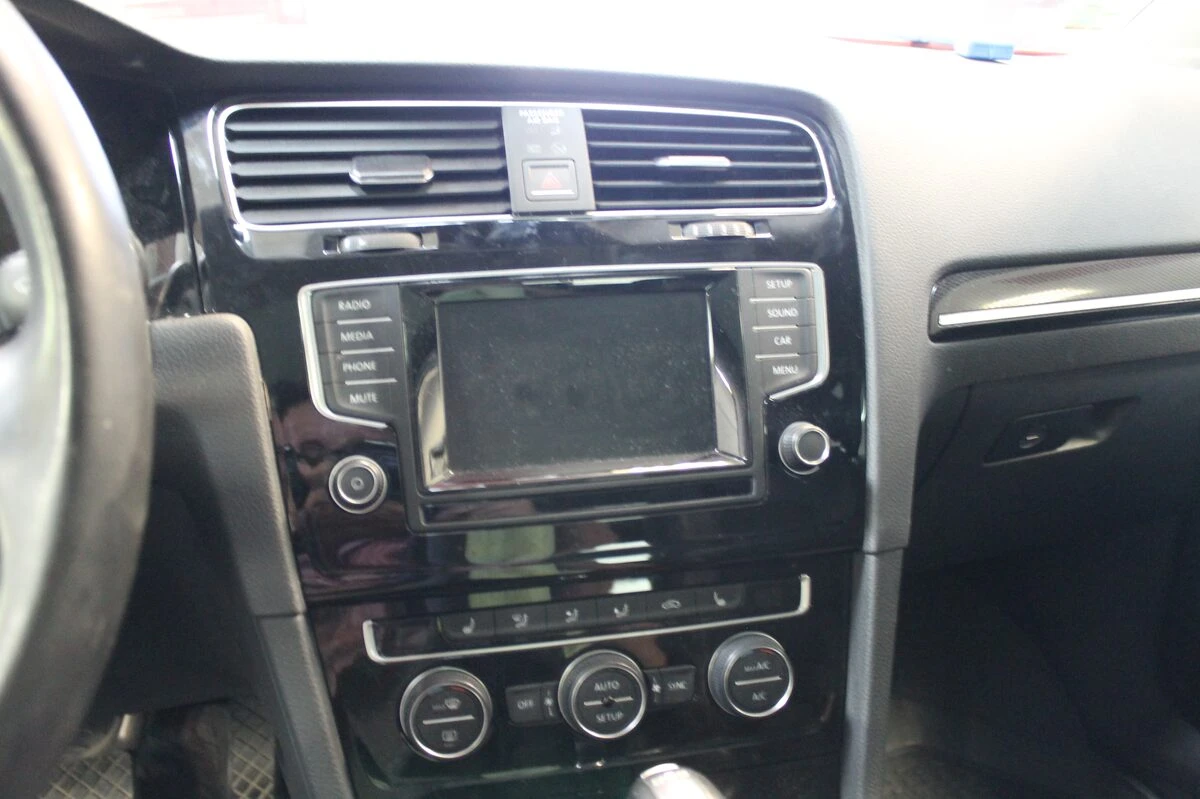 Golf 7 : grand écran tactile Android et caméra de recul