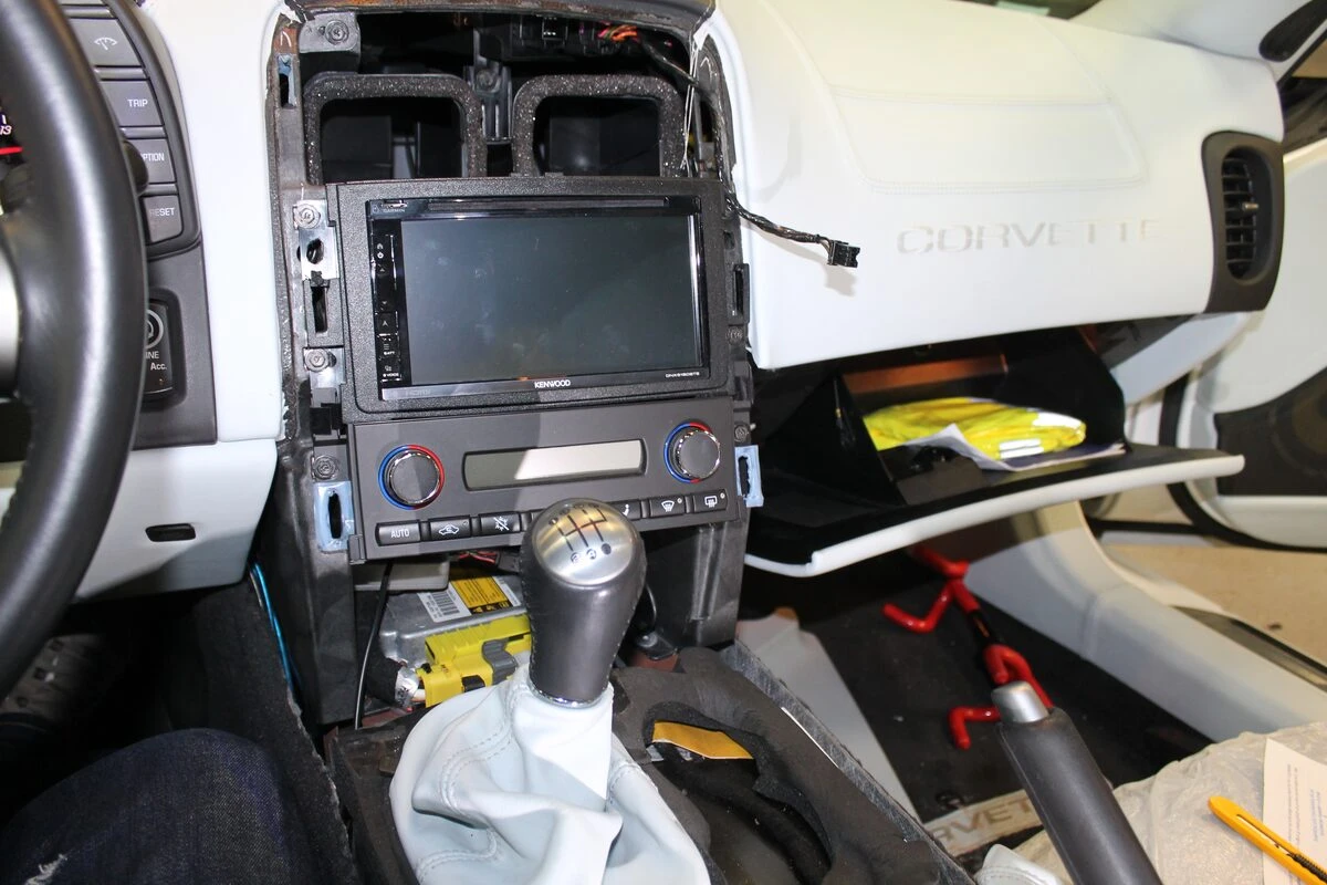 Corvette C6 : GPS Kenwood DNX5180BTS avec Apple CarPlay et Android Auto