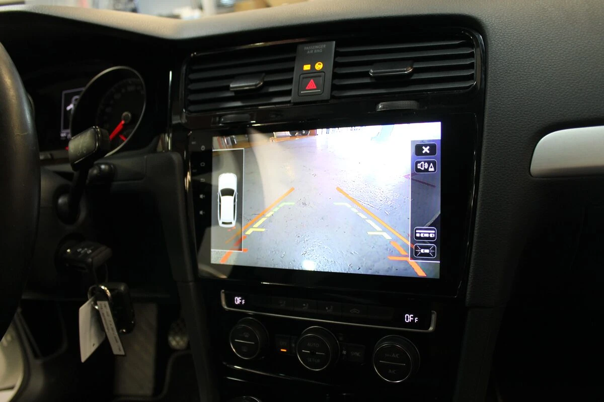 Golf 7 : grand écran tactile Android et caméra de recul