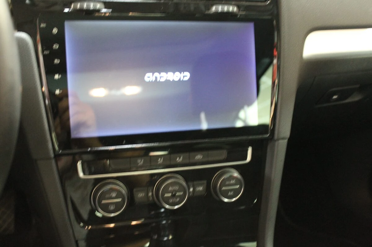 Golf 7 : grand écran tactile Android et caméra de recul