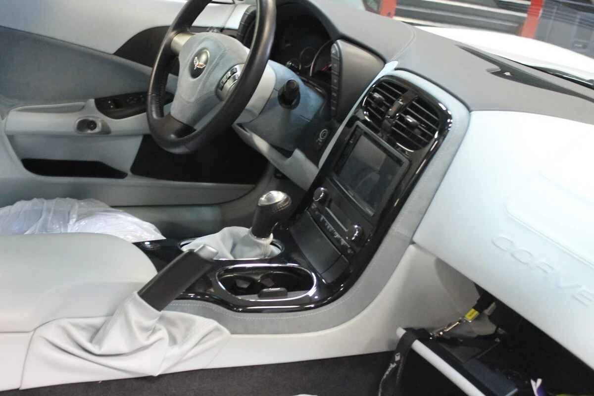 Corvette C6 : GPS Kenwood DNX5180BTS avec Apple CarPlay et Android Auto
