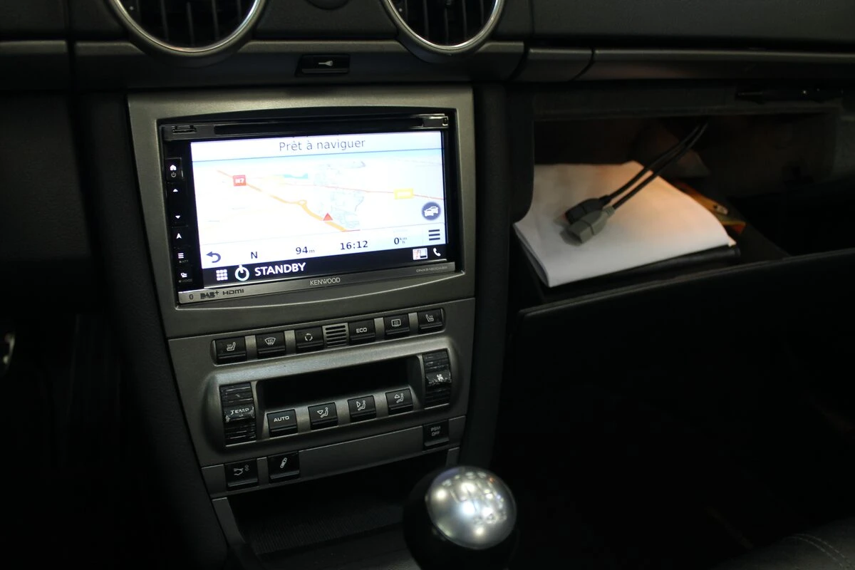 Porsche Boxster 987 : Kenwood DNX5180DAB et haut-parleurs BLAM