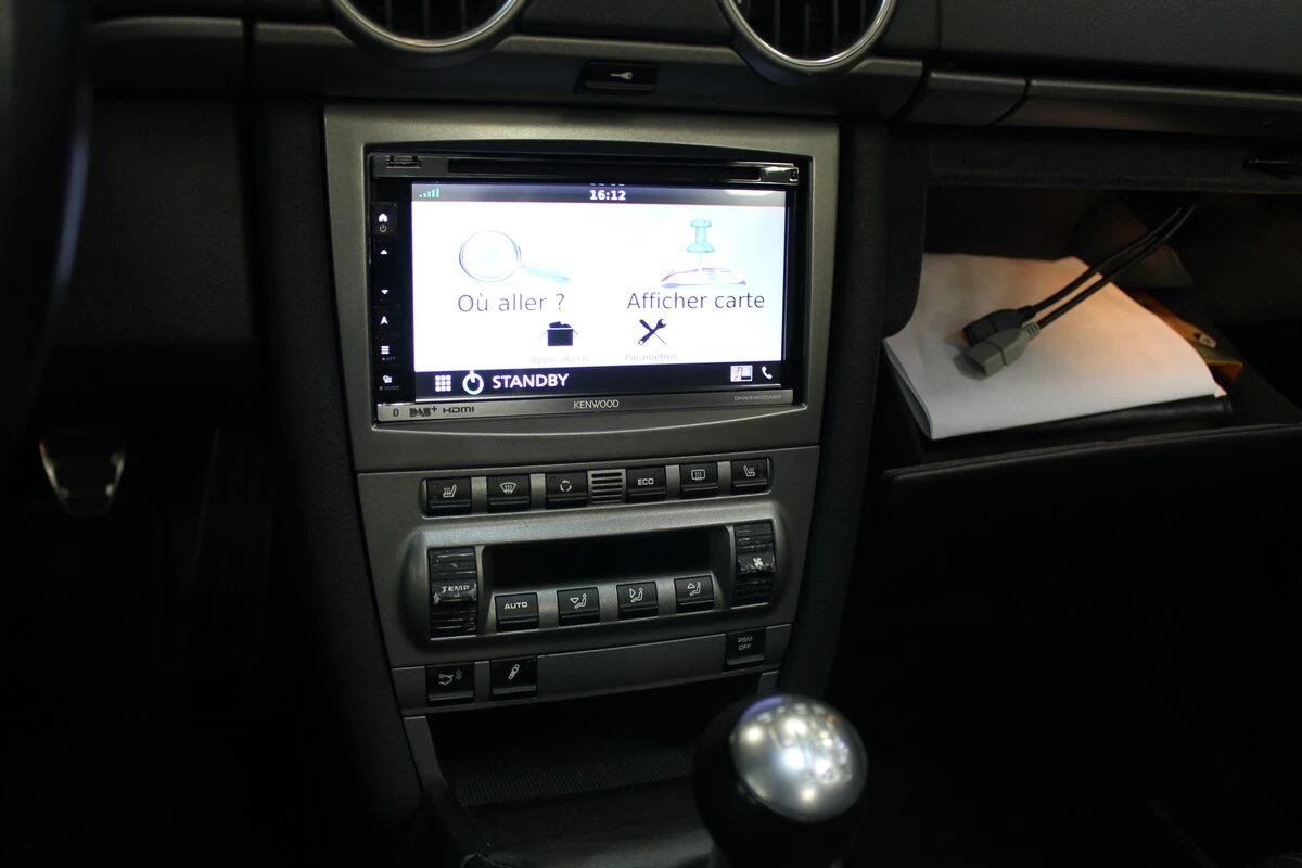 Porsche Boxster 987 : Kenwood DNX5180DAB et haut-parleurs BLAM
