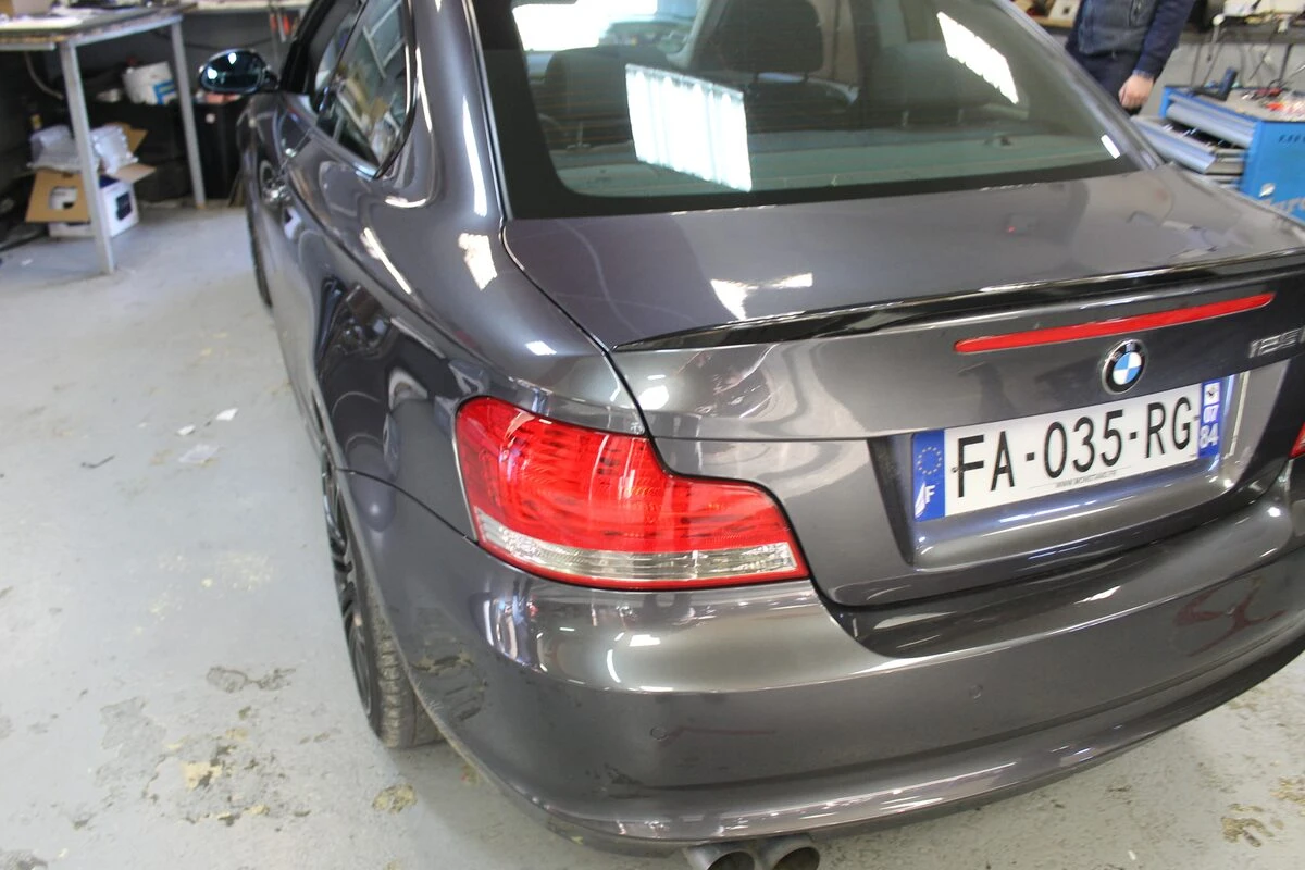 BMW : kit BLAM sur mesure et autoradio Alpine iLX-F903D