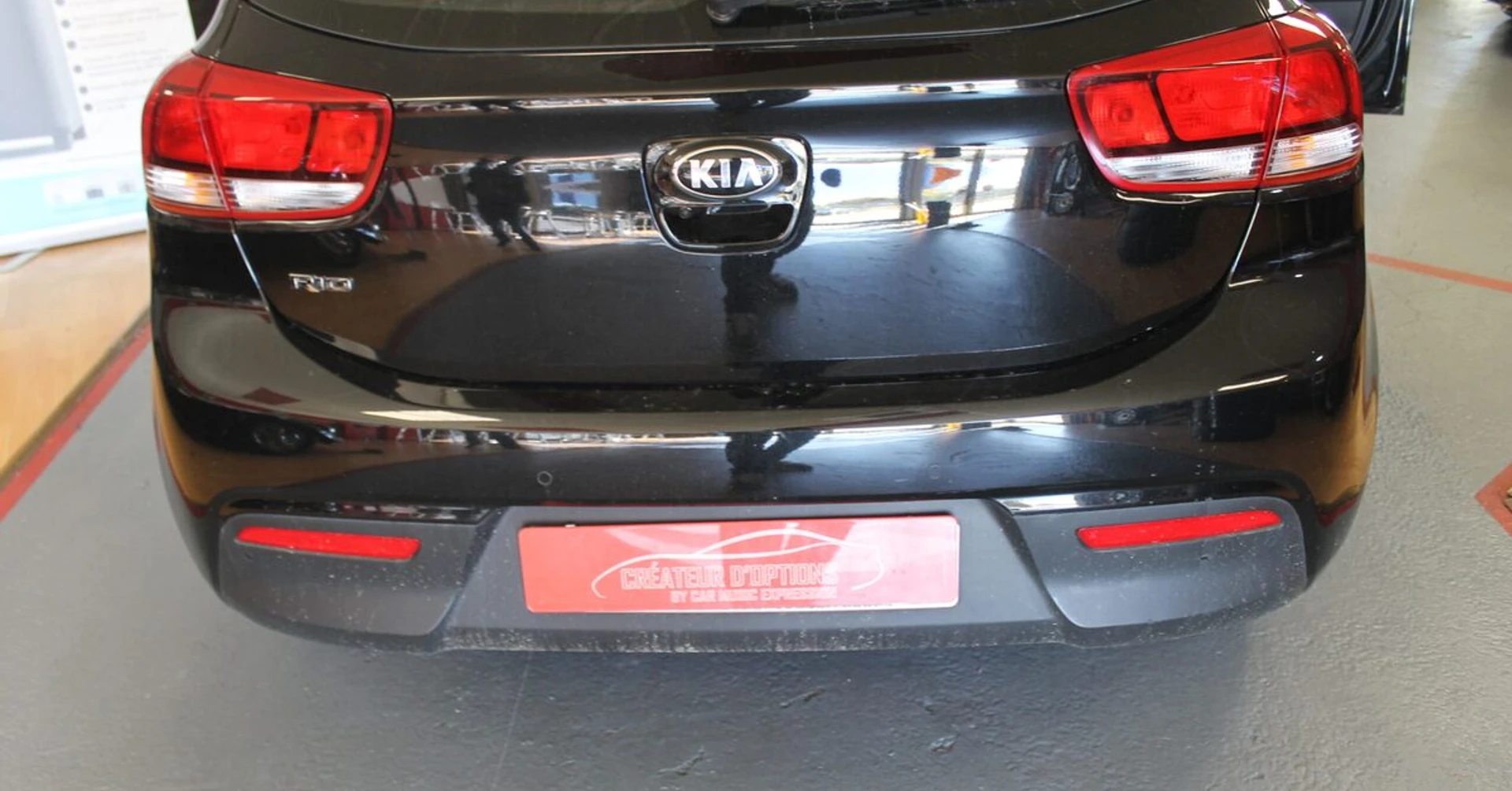 Réparation écran Kia Rio 2018 : dalle tactile remplacée