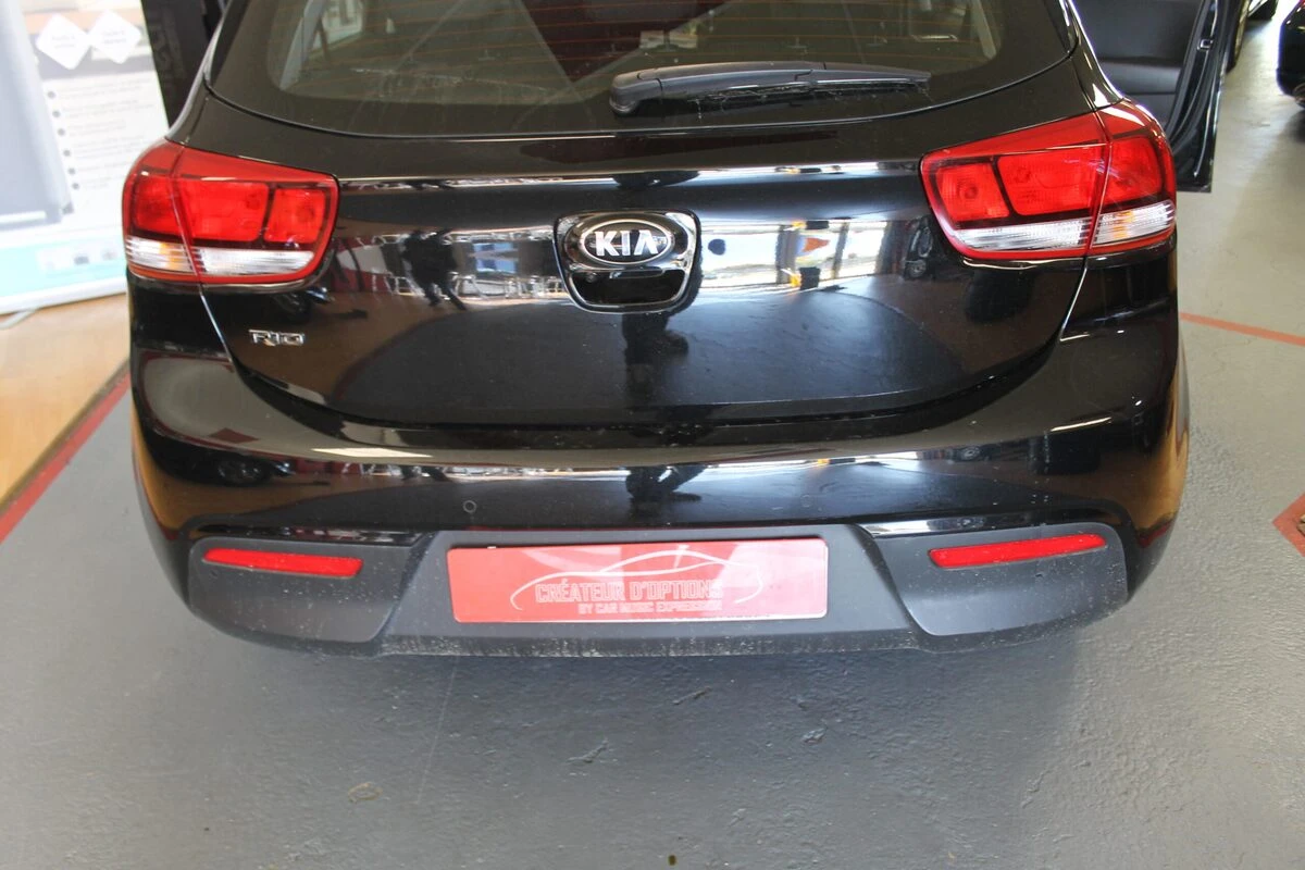 Kia Rio 2018 : remplacement de la dalle tactile de l'écran