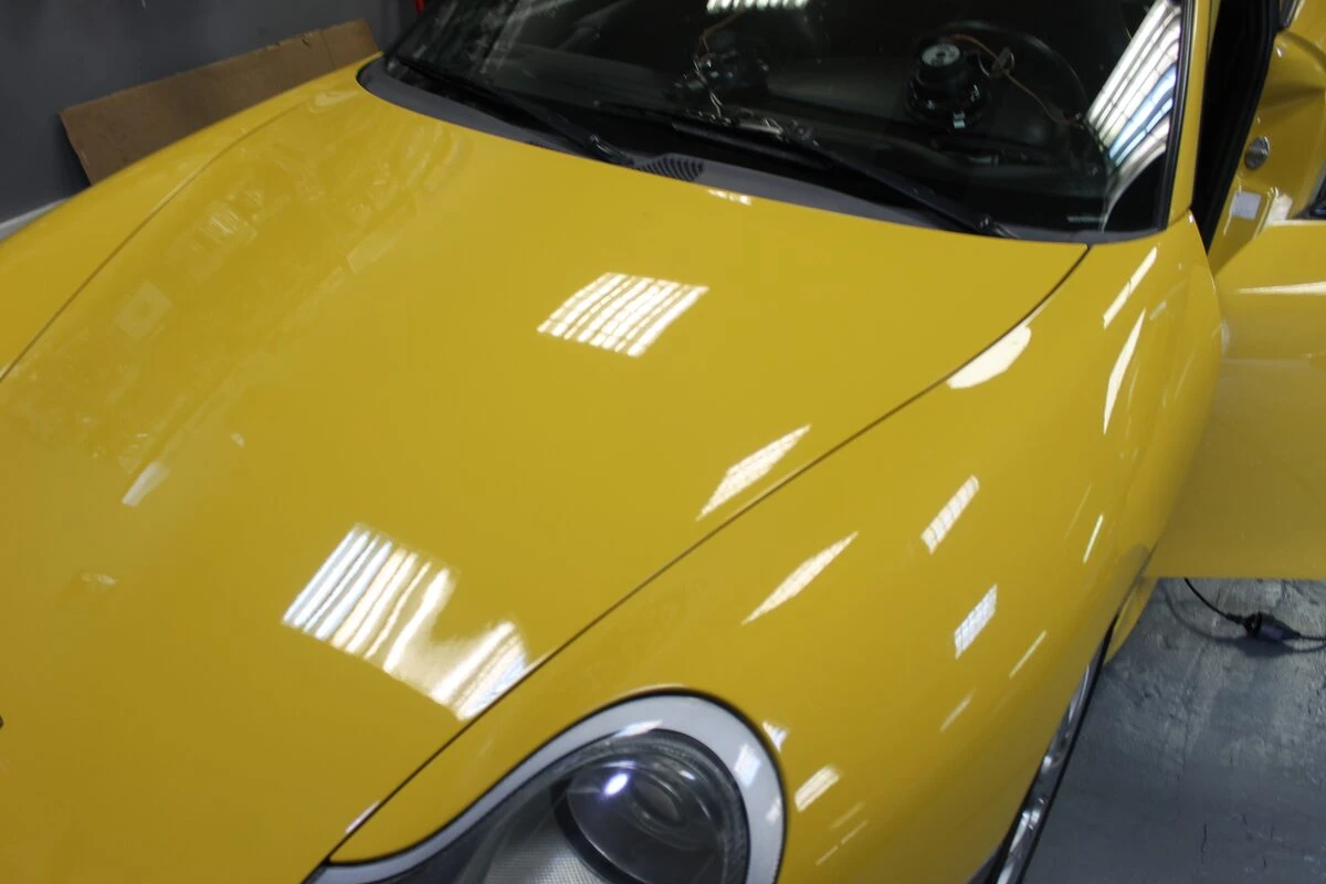 Porsche 911 GT3 : haut-parleurs BLAM 100RS à l'avant et à l'arrière