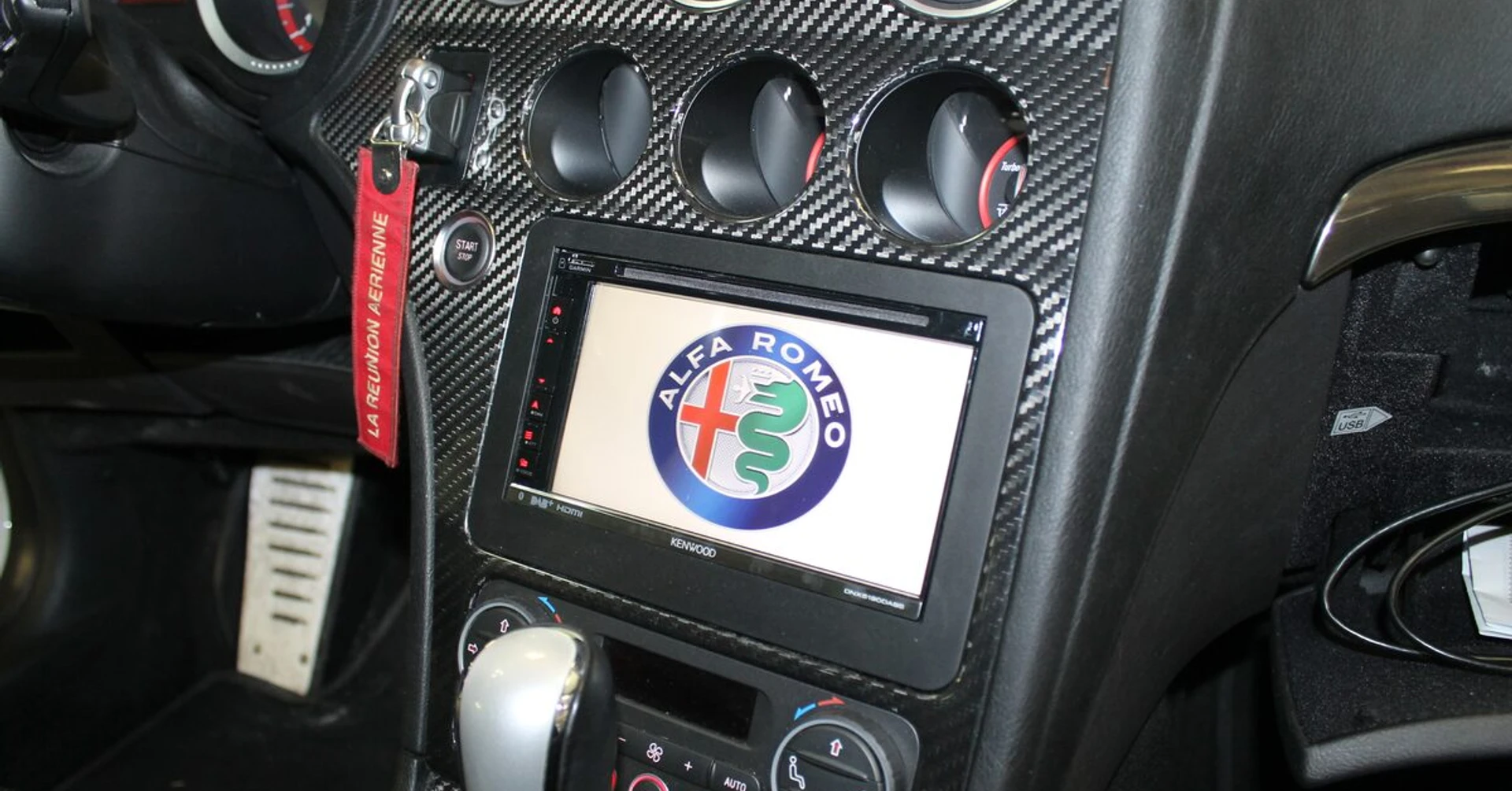 Alfa Romeo 159 : Kenwood, CarPlay et Bose conservé