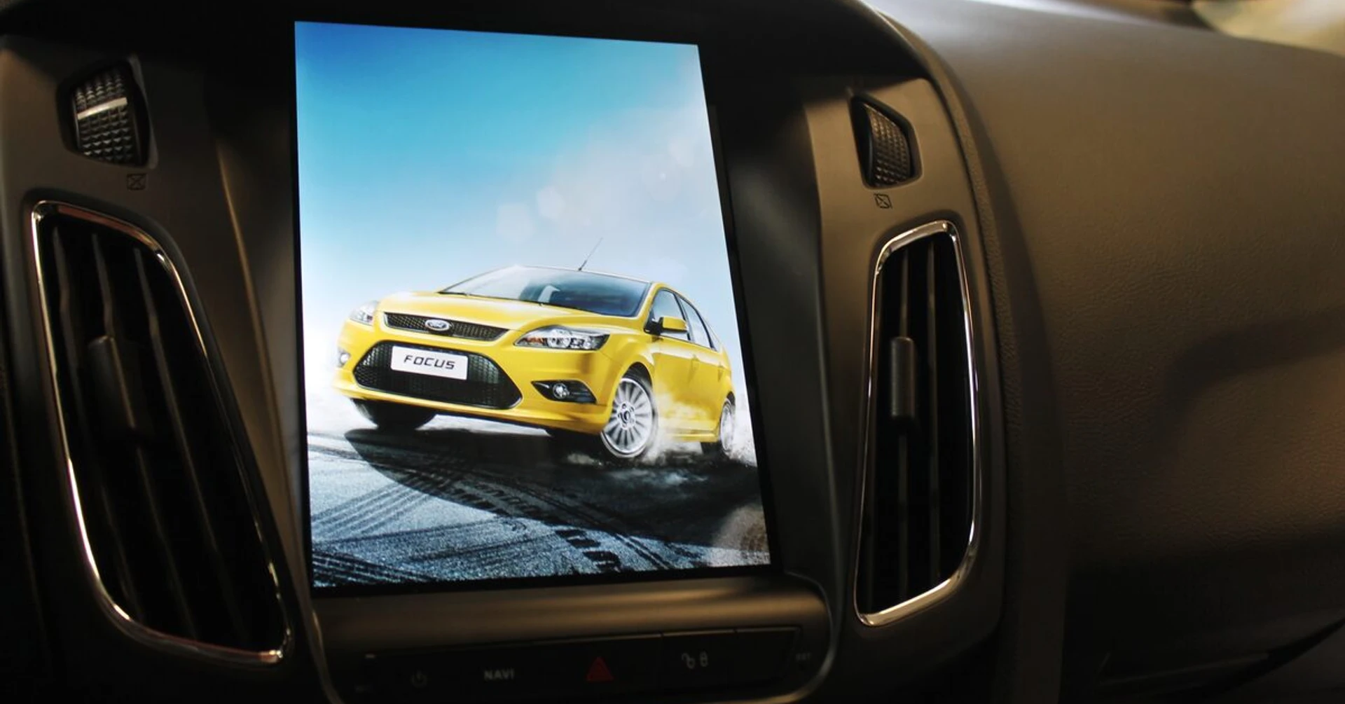 Ford Focus : écran façon Tesla, GPS Europe et Wi-Fi