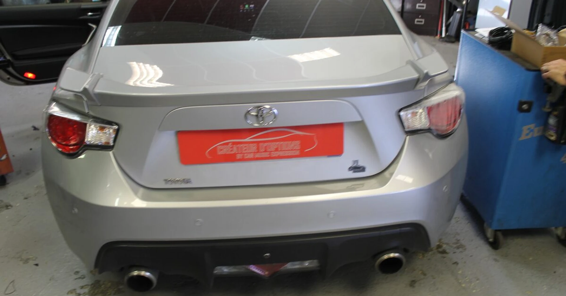 Toyota GT86 : Kenwood CarPlay et caméra de recul